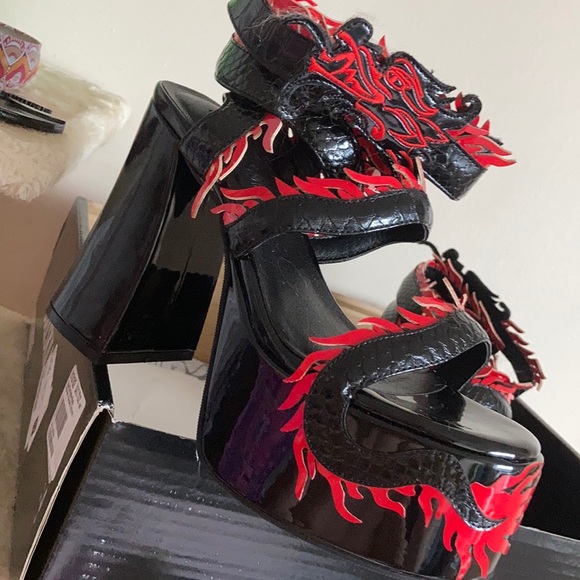 Current mood, dragon wrap platform heels - Picture 2 of 3